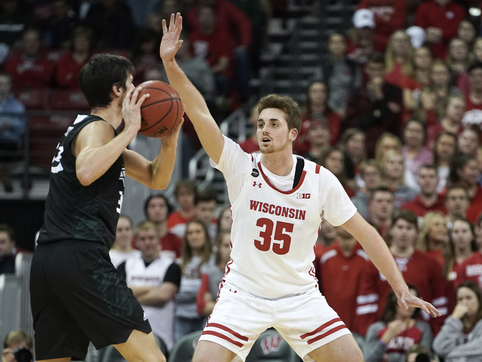 Badgers 88, Phoenix 70
